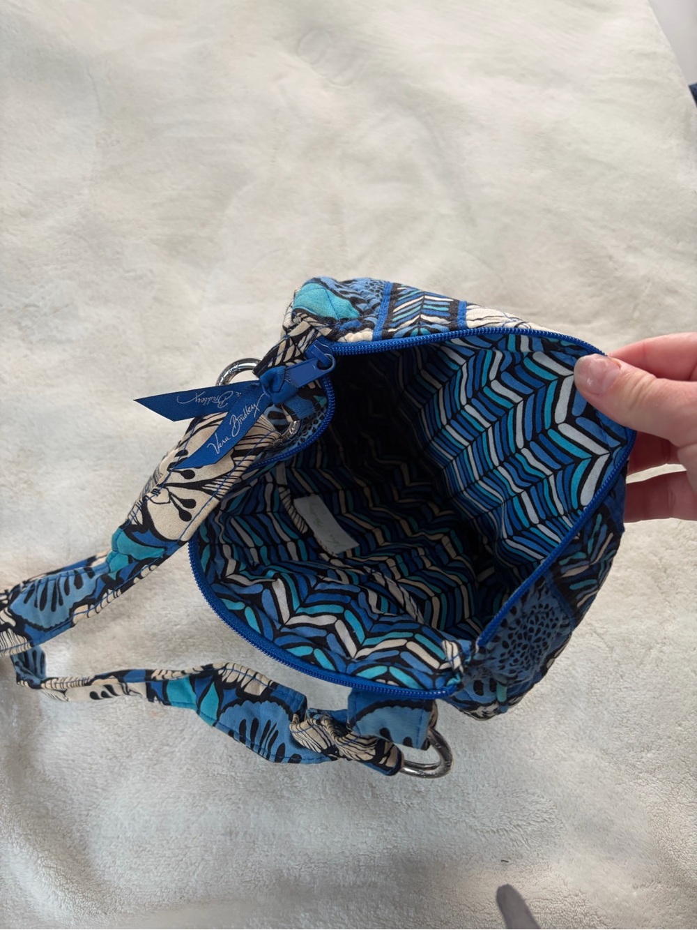 Vera Bradley Blue and White Floral Crossbody with Navy Accents - Picture 3 of 5